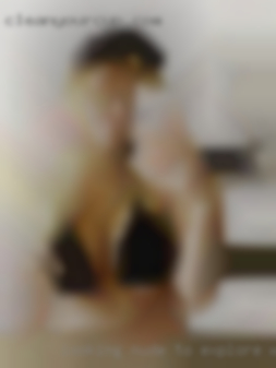 Looking nude to explore women as well.